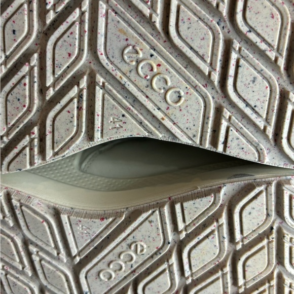 Ecco Solice Hydromax Outdoor Winter Slip On Shoe Size 10 - Picture 13 of 13